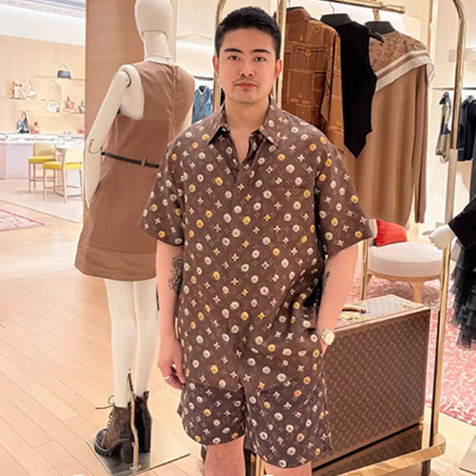 lv louis vuitton monogram print silk shorts